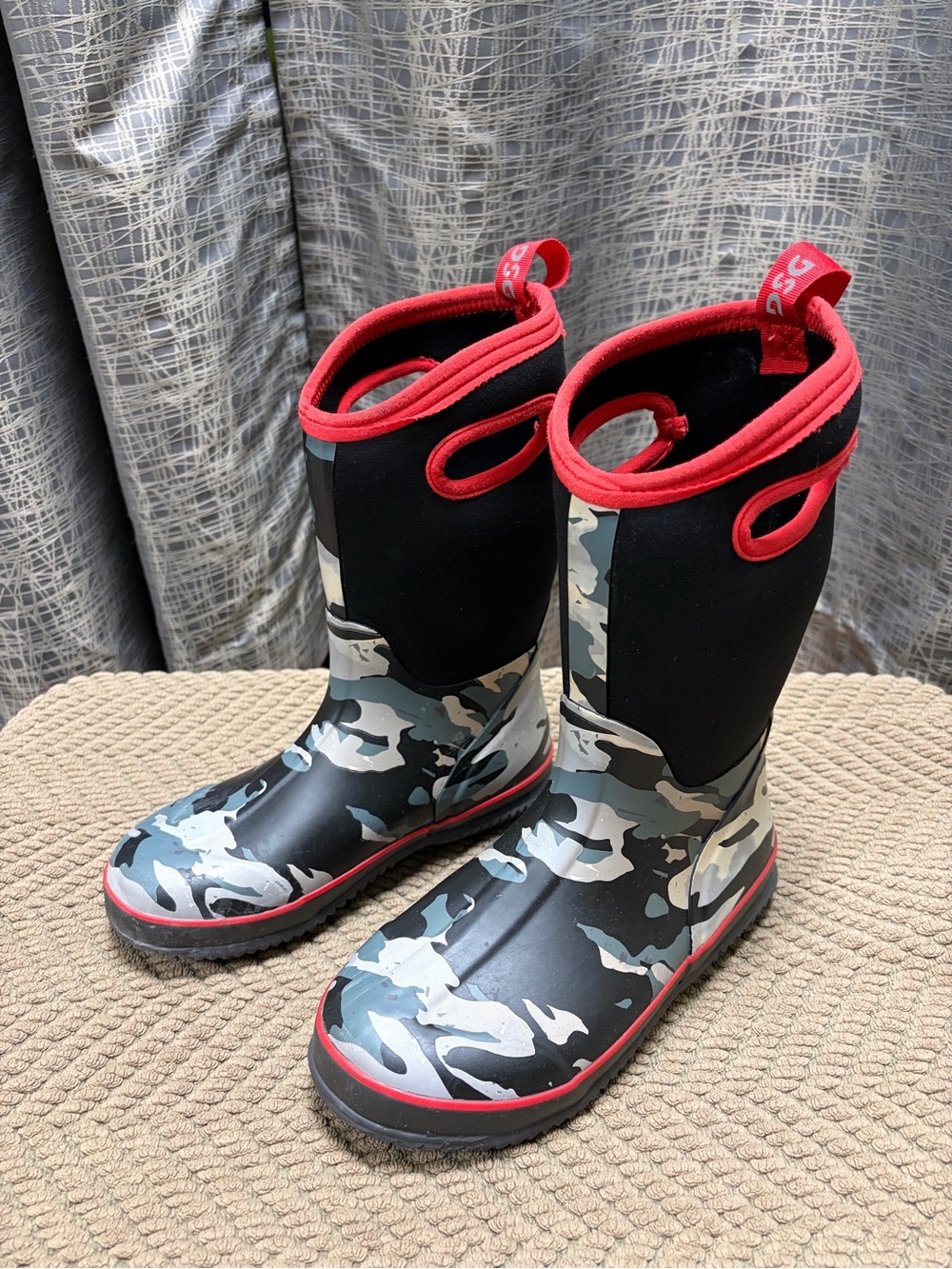 DSG Youth Slip on Boots